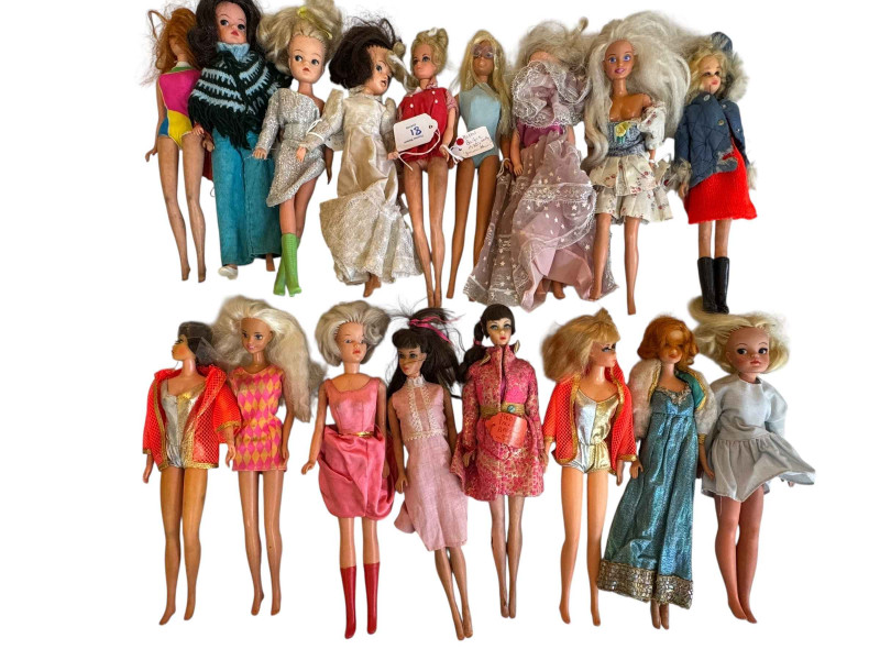 Collection of mainly Barbie and Sindy dolls including 1960's talking Barbie in outfit, 1970's Malibu Barbie with sunglasses, Sindy Marx Toys in boxes, 1970's Barbie Mattel, Sindy's Little Sister boxed 'That Rascal Patch', etc.