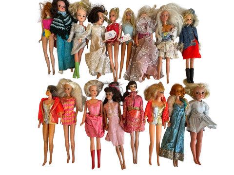 Collection of mainly Barbie and Sindy dolls including 1960's talking Barbie in outfit, 1970's Malibu Barbie with sunglasses, Sindy Marx Toys in boxes, 1970's Barbie Mattel, Sindy's Little Sister boxed 'That Rascal Patch', etc. thumbnail