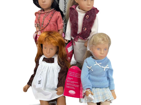 Four Sasha dolls, Yamka, Ivette, Carmen and Laura with tubes.