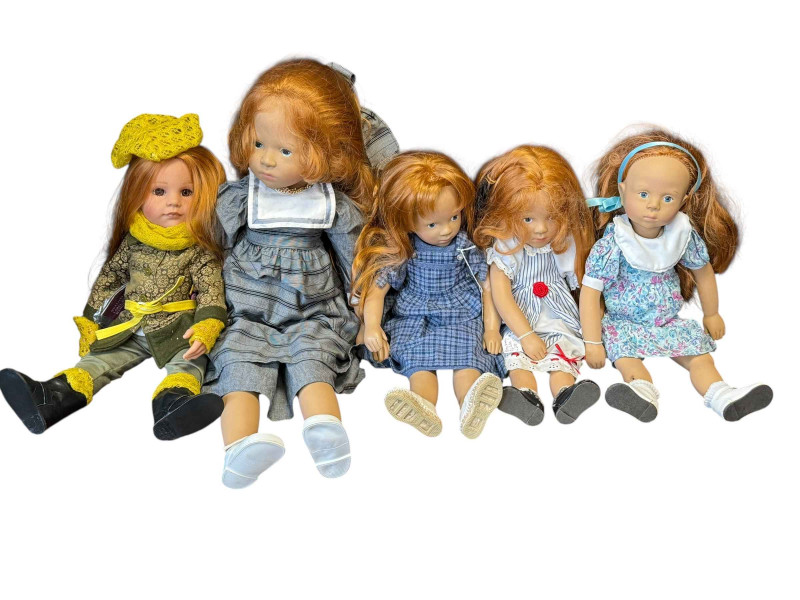 Five various Sasha Redhead dolls, unboxed.
