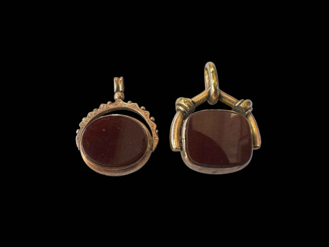 Two late Victorian 9 carat gold swivel fobs. thumbnail