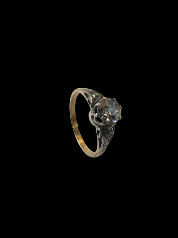 Solitaire diamond 18 carat gold ring, stone approximately 0.7 carat, size Q.