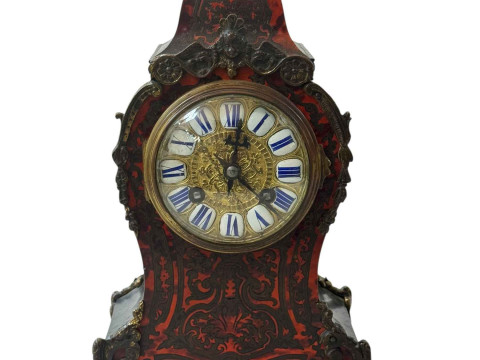 19th Century boulle mantel clock with striking movement, 31cm.