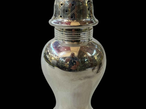 Silver baluster sugar caster, London 1906.