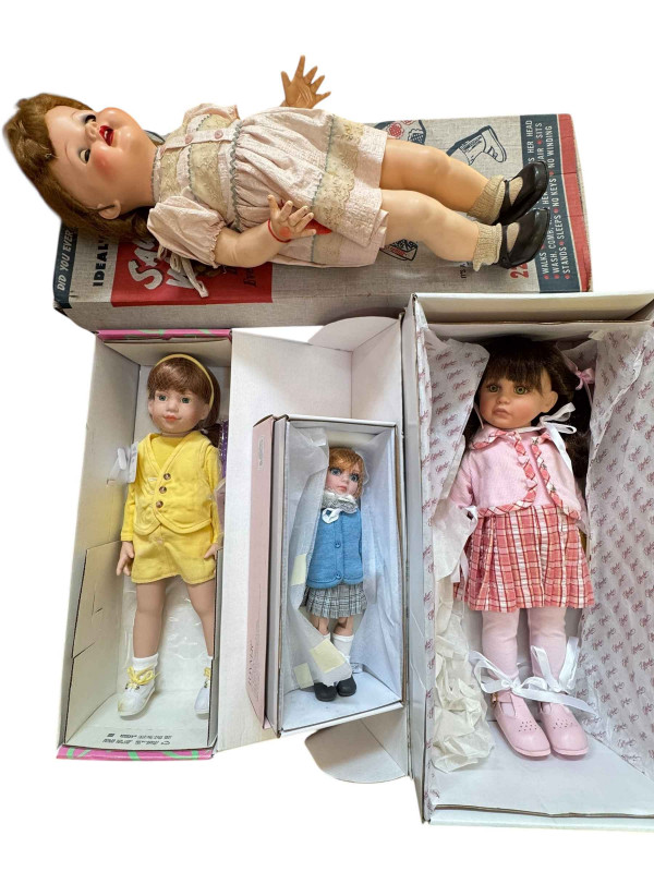 Twelve assorted boxed dolls including Ideals Saucy Walker doll, Effanbee, Ideal Giggles and Betsy Wetsy dolls, Sebino, etc.