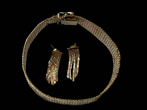 9 carat tri-colour gold ladies bracelet and similar pair of earrings. thumbnail