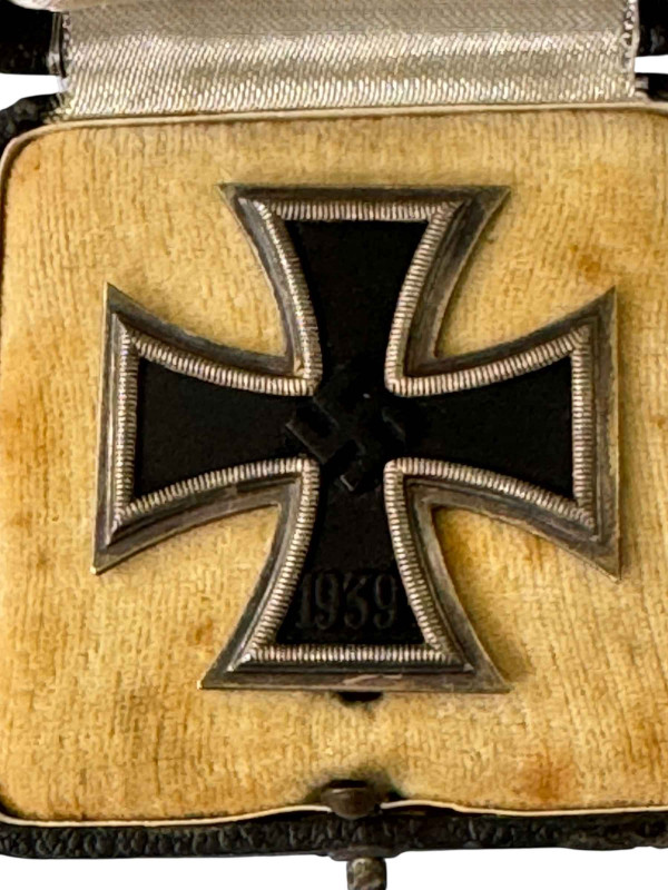 A WWI First Class Iron Cross badge, marked 65.