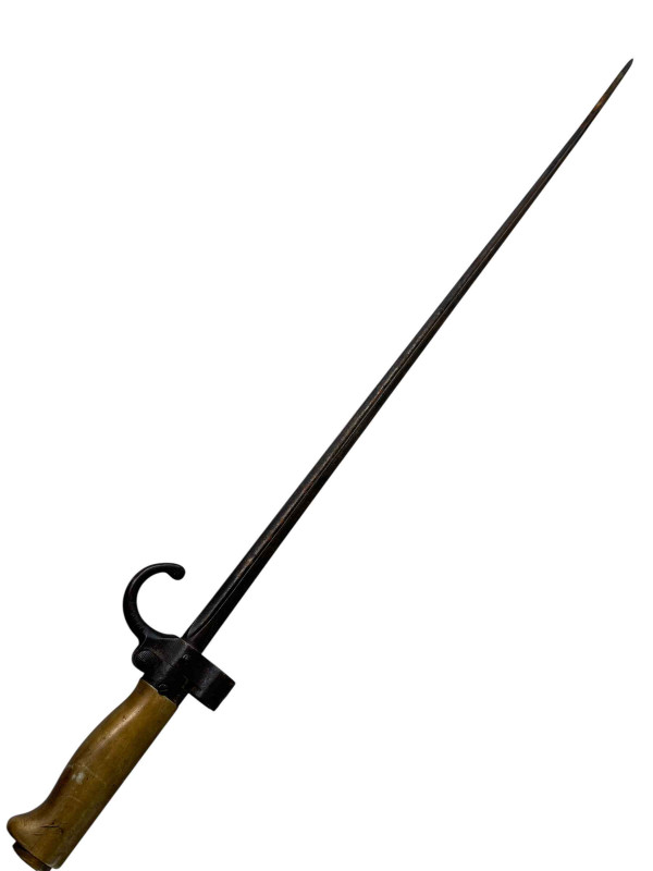French rifle bayonet, 63.5cm length.