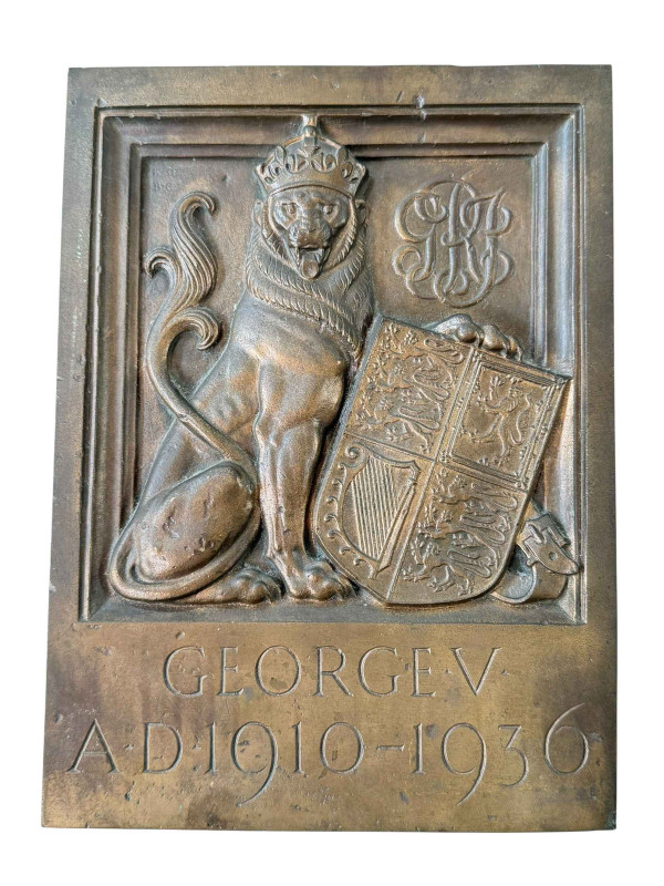 George V bronze plaque, 29cm by 21cm.