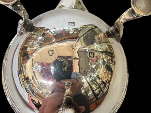 Silver bachelor teapot, London 1909. thumbnail