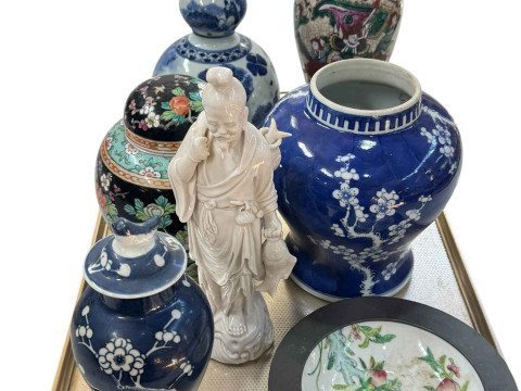 Seven Chinese pieces including ginger jar, blue and white etc.