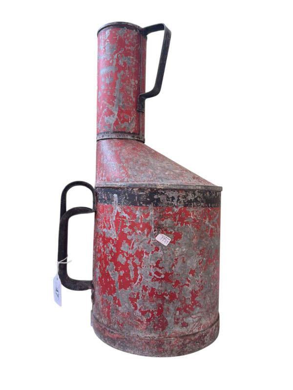 Circa 1900 Cholsey and Wallingford railway, Oxfordshire fire extinguisher, 49cm high.