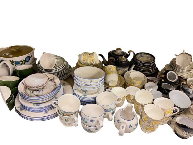 Collection of part tea wares including Royal Worcester Howard, Evesham, Bell china, etc.