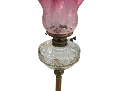 Victorian oil lamp with pink etched shade, 70cm.