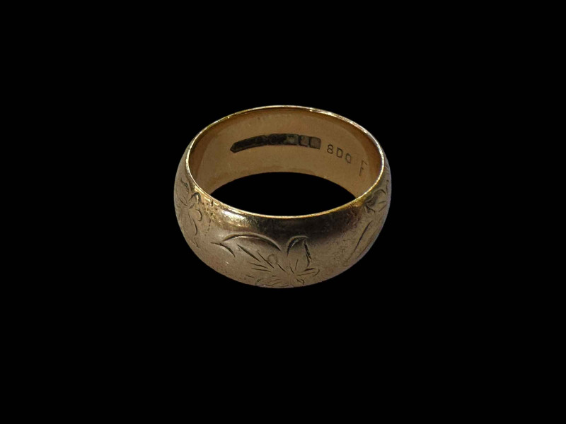 9 carat gold wedding band.