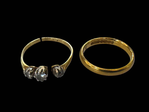 22 carat gold small band ring and broken engagement ring (2).