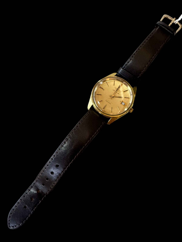 Longines Admiral automatic date wristwatch.