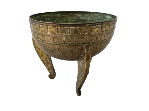 Chinese bronze/brass vessel. thumbnail