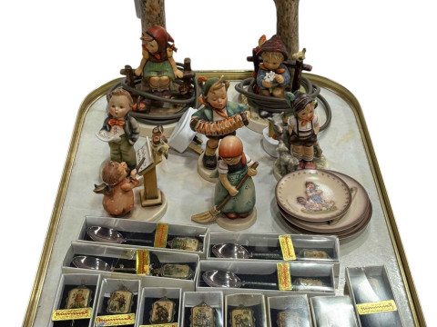 Collection of Hummel including table lamps, cased spoons, saucers, etc.