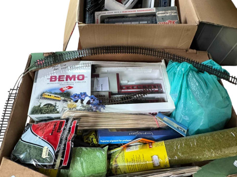 Collection of Bemo Train Start sets, Lima carriages, railway track, etc. thumbnail