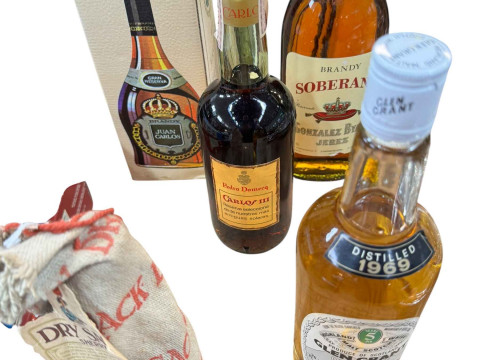 Collection of alcohol including Glen Grant Malt Whisky 1969, Soberano...
