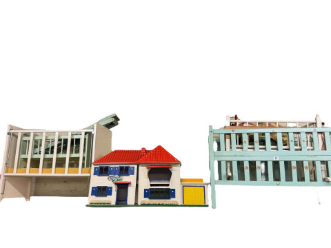 Dolls house, cribs, dolls house furniture, etc. thumbnail