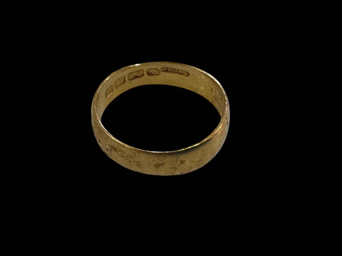 22 carat gold wedding band.
