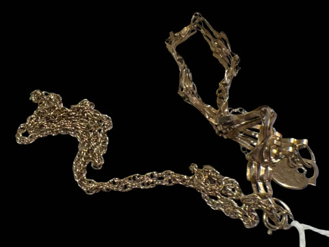 9 carat gold rope twist necklace and 9 carat gold gate bracelet (2).