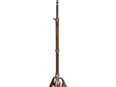 Brass telescopic standard oil lamp on triform base.