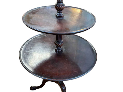 Georgian style mahogany circular graduated three-tier dumb waiter on tripod...