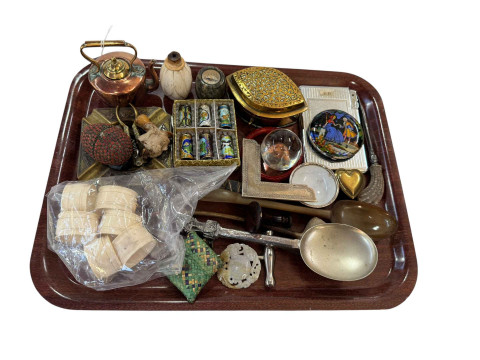 Tray lot of collectables including Cloisonné thimbles, miniature kettle,...