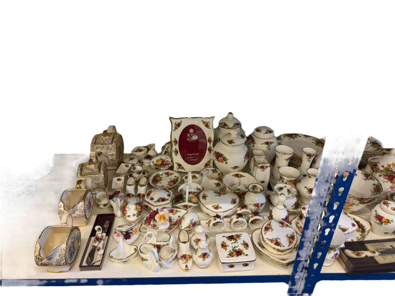 Collection of Royal Albert Old Country Roses etc, approximately 110 pieces.