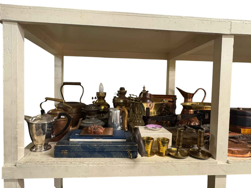 Good collection of metalwares including polished brass and copper wares, oil lamps, scales, jewellery boxes, Oriental wares, diecast vehicles, wall clocks, etc.