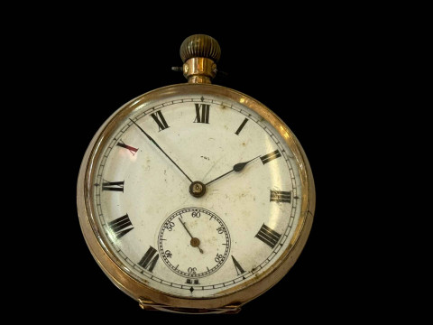 9 carat gold keyless pocket watch.