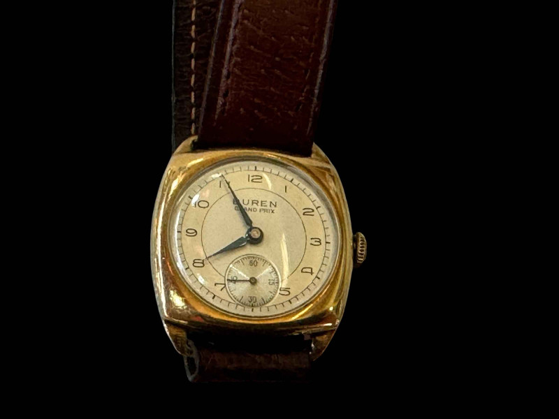Gents Buren Grand Prix 9 carat gold presentation wristwatch.