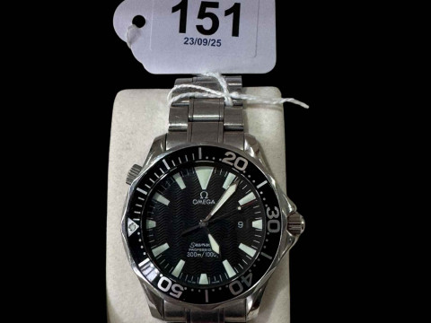 Omega gents Seamaster Professional Stainless Steel wristwatch, boxed and...