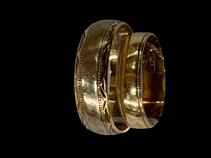 9 carat gold band ring and two colour band ring (2).