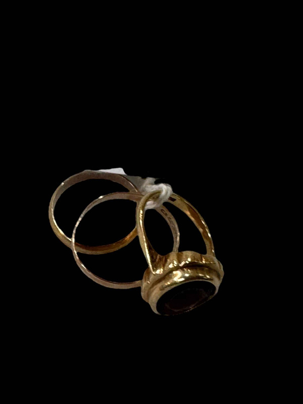 Two 9 carat gold wedding bands and gem set 9 carat gold ring (3).