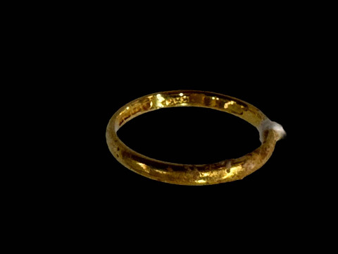 22 carat gold wedding band.