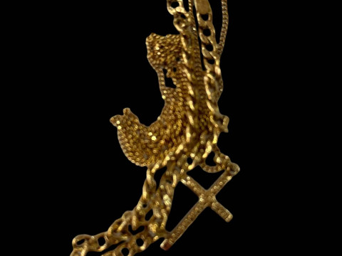 9 carat gold bracelet and 9 carat gold cross with chain (2).