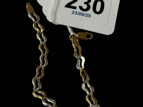 9k two colour gold bracelet.