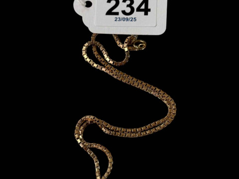 9 carat gold square section necklace.