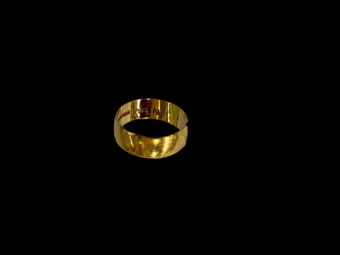 916 gold wedding band.