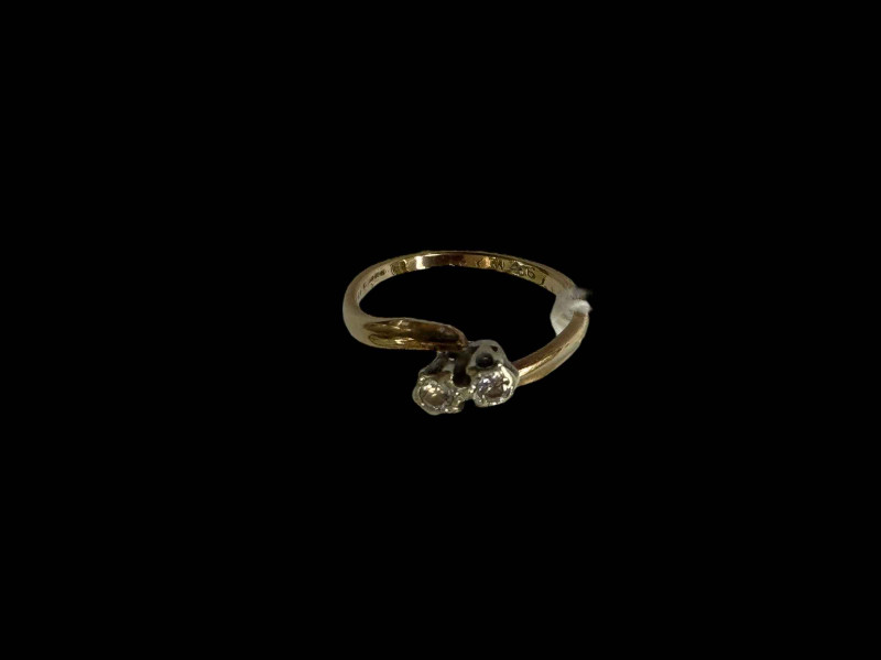 Diamond two stone 9 carat gold ring, size K.