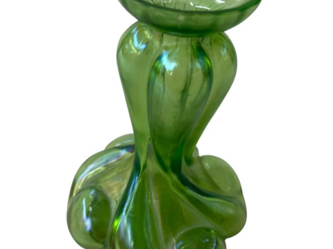 Iridescent Art Nouveau formed vase, 14cm.