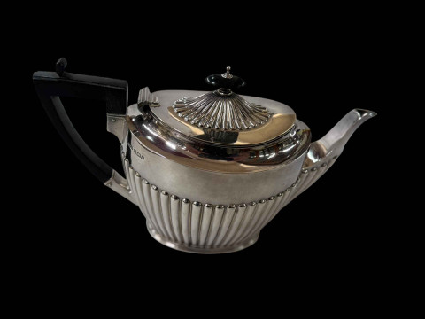 Silver part fluted teapot, Sheffield 1898.
