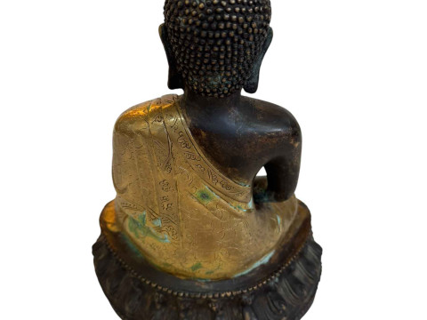 Chinese Buddha in bronze with part gilt, 31cm. thumbnail