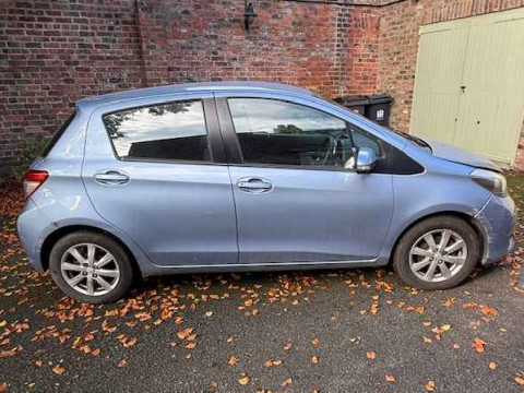 Motor Vehicle: Toyota Yaris TR VVT01, five door hatchback, colour blue, petrol car, registration number: NU63 VFP, mileage approximately 35,200, MOT expired 10th September 2025, vehicle is SORN. Car has many condition issues, please view before purchase, and car is offsite so Viewing is by Appointment only. Buyers Premium is 15% (plus VAT) thumbnail