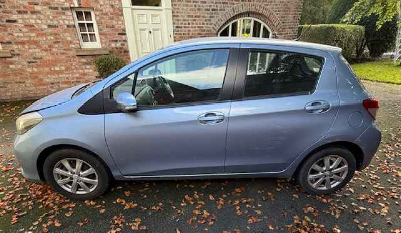 Motor Vehicle: Toyota Yaris TR VVT01, five door hatchback, colour blue, petrol car, registration number: NU63 VFP, mileage approximately 35,200, MOT expired 10th September 2025, vehicle is SORN. Car has many condition issues, please view before purchase, and car is offsite so Viewing is by Appointment only. Buyers Premium is 15% (plus VAT)