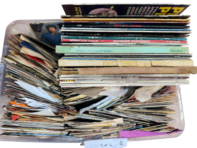 Collection of LP and single records including Elvis.